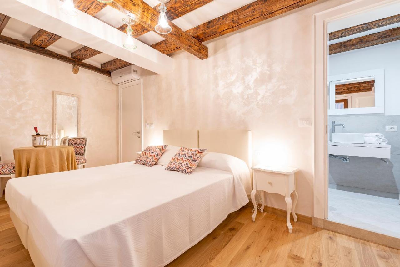 Residenza San Silvestro Pensión Venecia